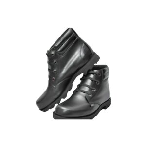 Botas de cuero sencillas